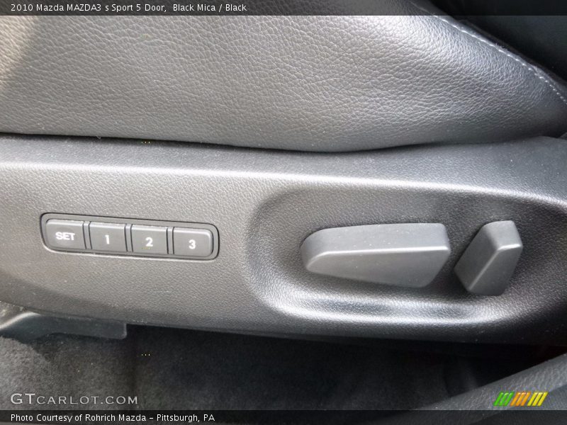 Black Mica / Black 2010 Mazda MAZDA3 s Sport 5 Door