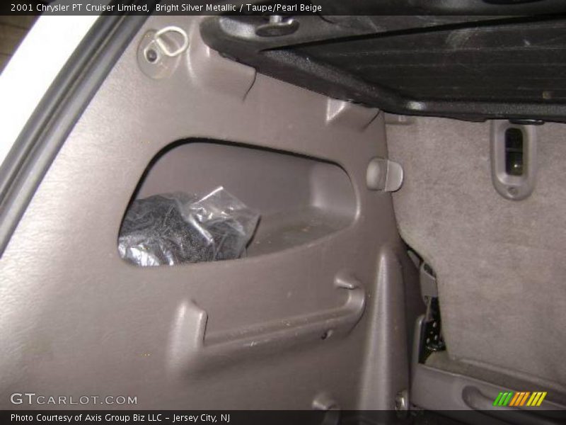 Bright Silver Metallic / Taupe/Pearl Beige 2001 Chrysler PT Cruiser Limited