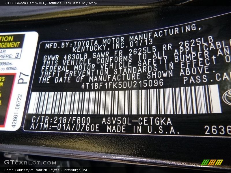 Attitude Black Metallic / Ivory 2013 Toyota Camry XLE