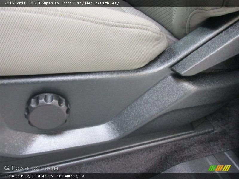 Ingot Silver / Medium Earth Gray 2016 Ford F150 XLT SuperCab