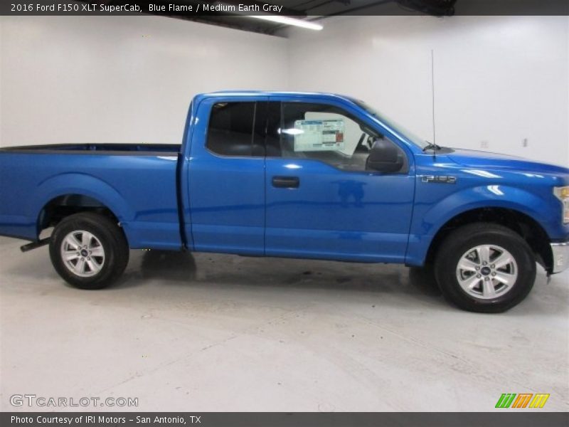 Blue Flame / Medium Earth Gray 2016 Ford F150 XLT SuperCab