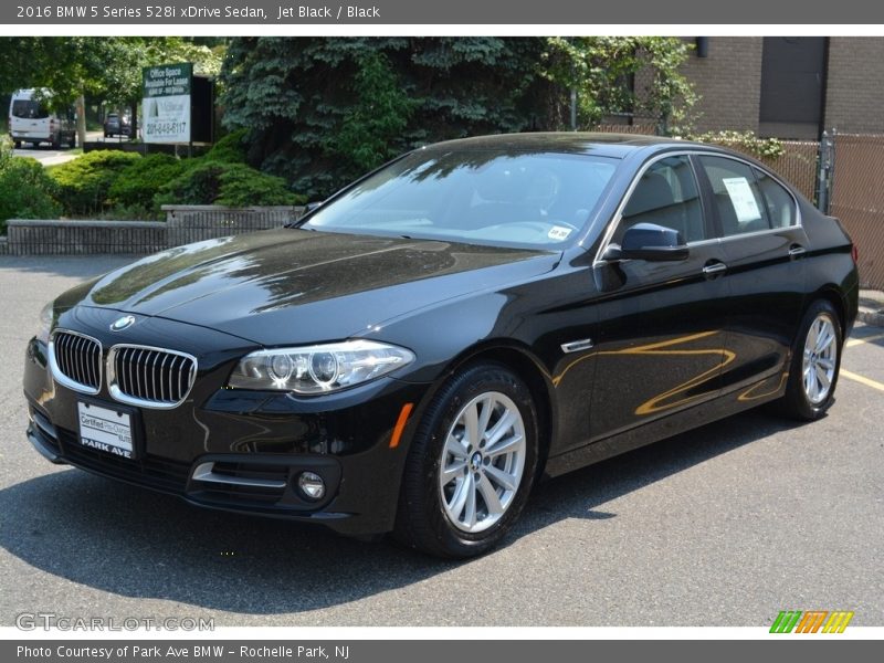 Jet Black / Black 2016 BMW 5 Series 528i xDrive Sedan