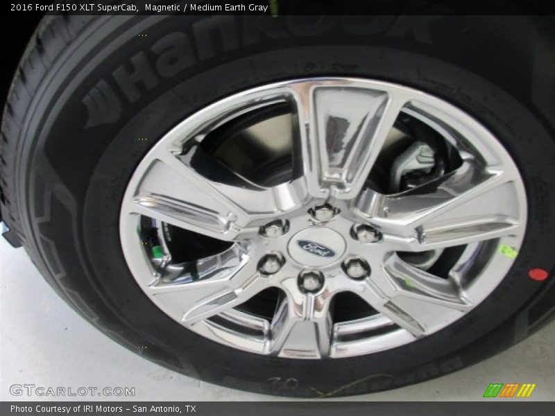 Magnetic / Medium Earth Gray 2016 Ford F150 XLT SuperCab