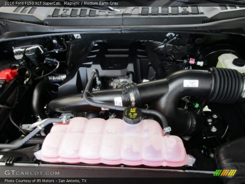 Magnetic / Medium Earth Gray 2016 Ford F150 XLT SuperCab