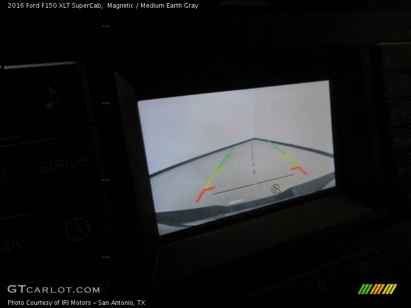Magnetic / Medium Earth Gray 2016 Ford F150 XLT SuperCab