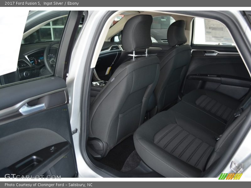 Ingot Silver / Ebony 2017 Ford Fusion S