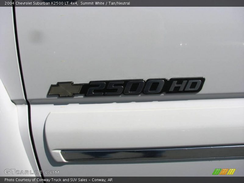 Summit White / Tan/Neutral 2004 Chevrolet Suburban K2500 LT 4x4