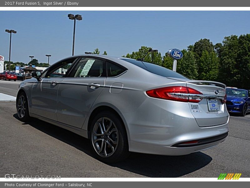 Ingot Silver / Ebony 2017 Ford Fusion S