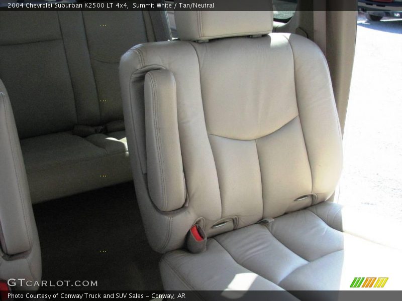 Summit White / Tan/Neutral 2004 Chevrolet Suburban K2500 LT 4x4