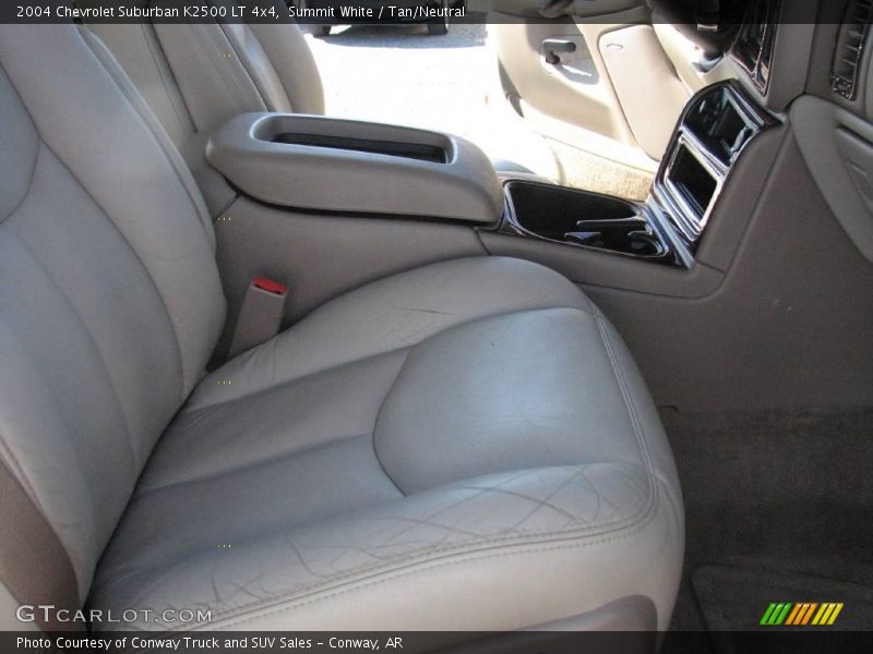Summit White / Tan/Neutral 2004 Chevrolet Suburban K2500 LT 4x4