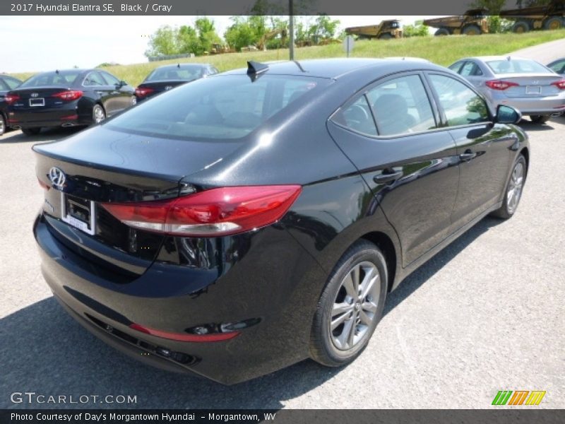 Black / Gray 2017 Hyundai Elantra SE