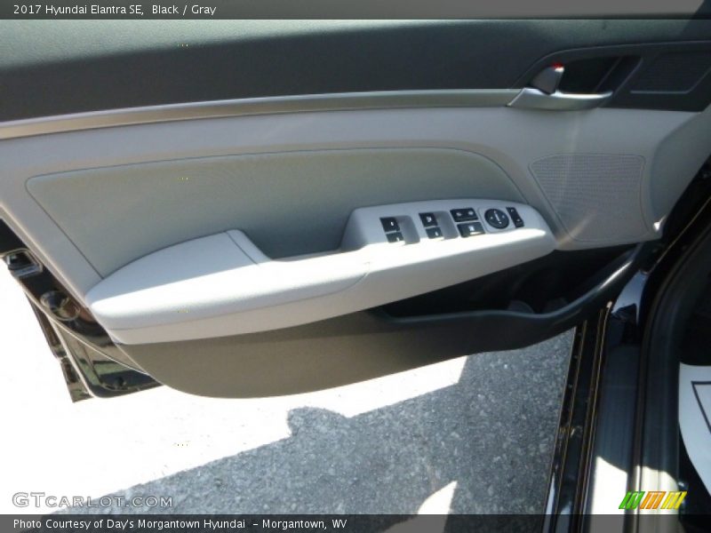 Black / Gray 2017 Hyundai Elantra SE