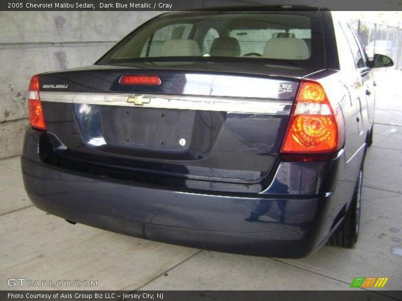 Dark Blue Metallic / Gray 2005 Chevrolet Malibu Sedan