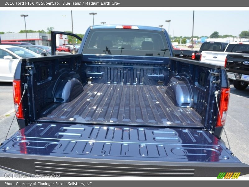 Blue Jeans / Medium Earth Gray 2016 Ford F150 XL SuperCab