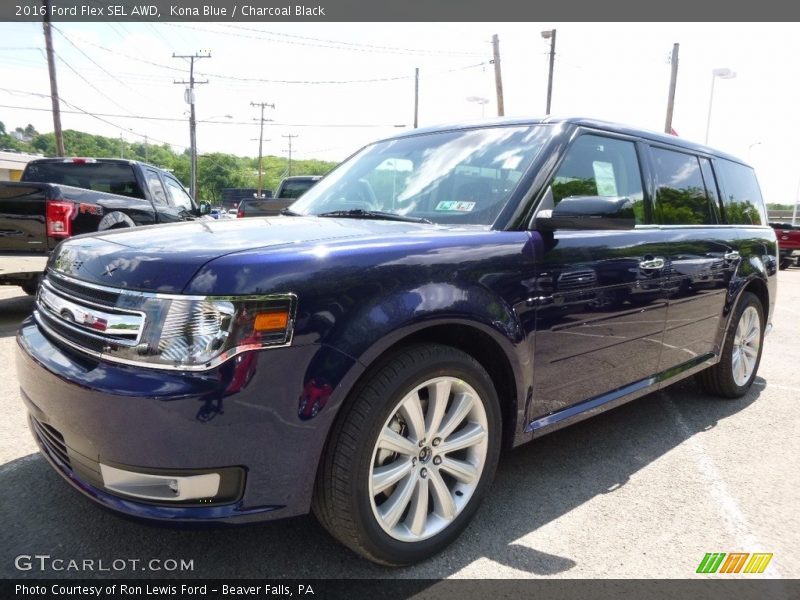 Front 3/4 View of 2016 Flex SEL AWD