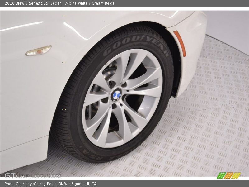 Alpine White / Cream Beige 2010 BMW 5 Series 535i Sedan