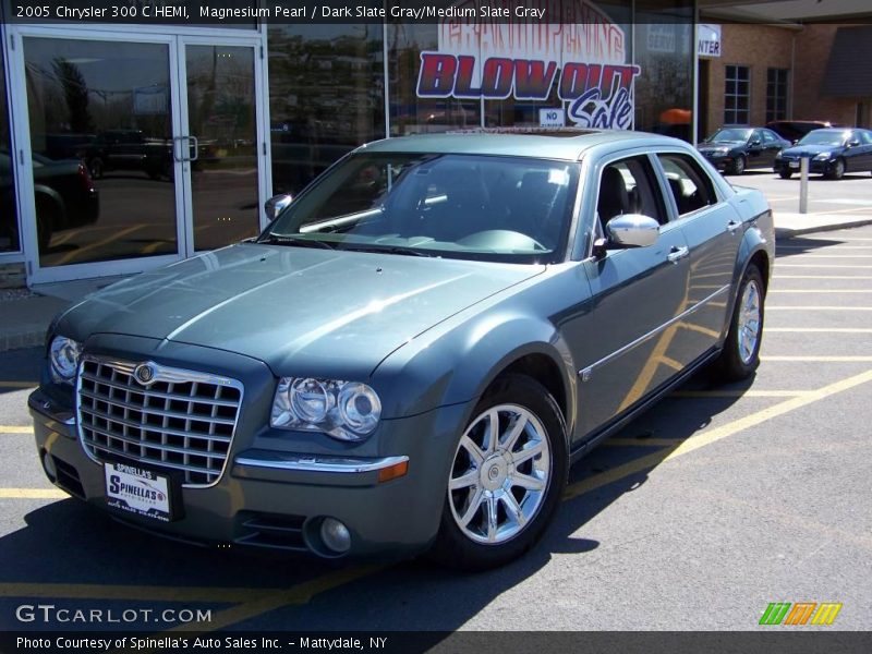 Magnesium Pearl / Dark Slate Gray/Medium Slate Gray 2005 Chrysler 300 C HEMI