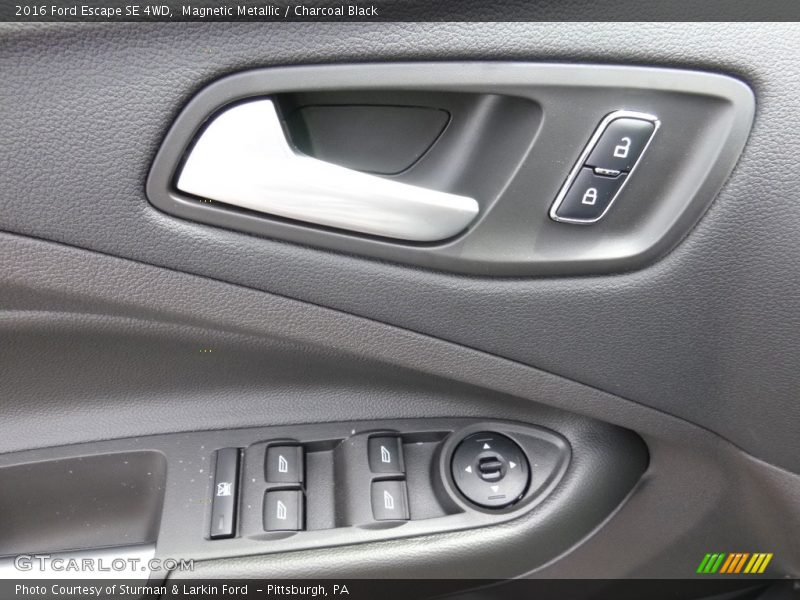 Magnetic Metallic / Charcoal Black 2016 Ford Escape SE 4WD