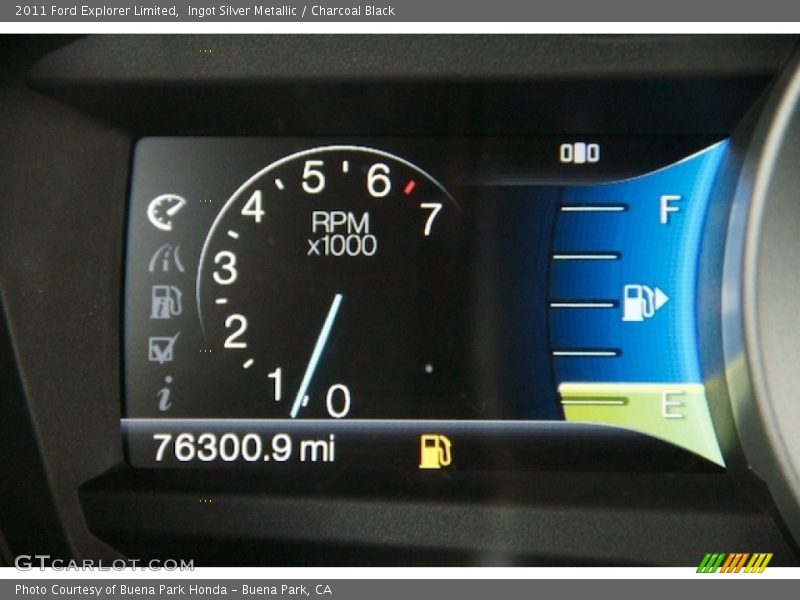 Ingot Silver Metallic / Charcoal Black 2011 Ford Explorer Limited