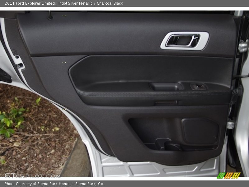 Ingot Silver Metallic / Charcoal Black 2011 Ford Explorer Limited