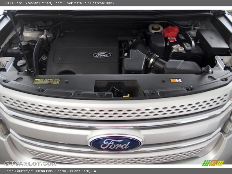 Ingot Silver Metallic / Charcoal Black 2011 Ford Explorer Limited