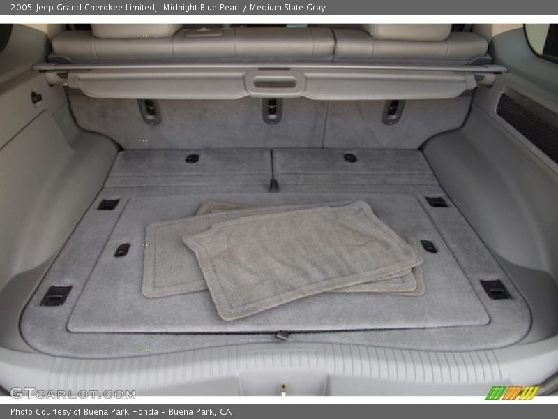 Midnight Blue Pearl / Medium Slate Gray 2005 Jeep Grand Cherokee Limited