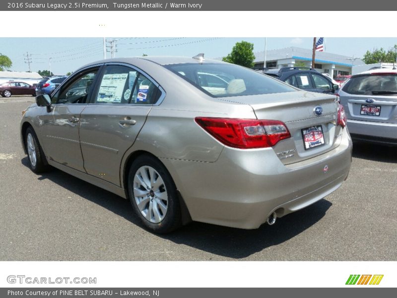 Tungsten Metallic / Warm Ivory 2016 Subaru Legacy 2.5i Premium
