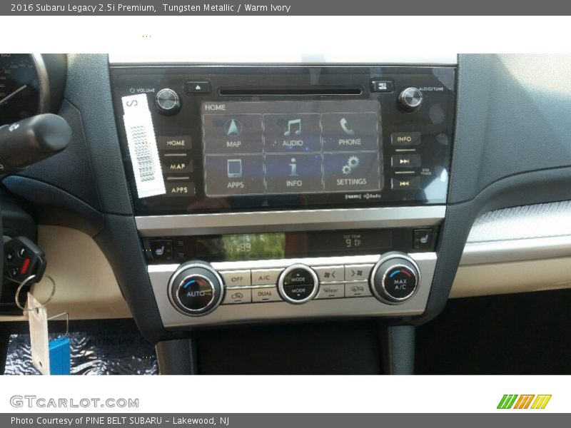 Tungsten Metallic / Warm Ivory 2016 Subaru Legacy 2.5i Premium