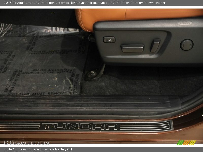 Sunset Bronze Mica / 1794 Edition Premium Brown Leather 2015 Toyota Tundra 1794 Edition CrewMax 4x4