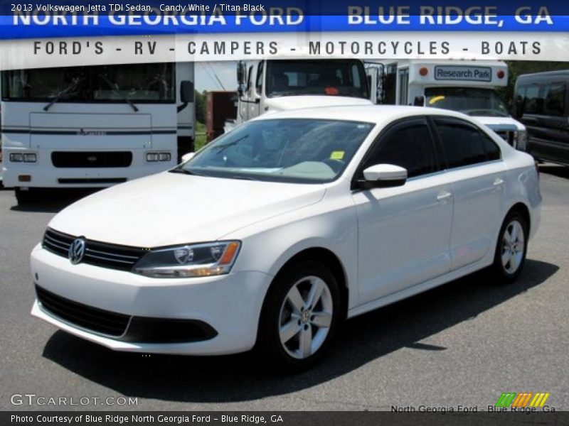 Candy White / Titan Black 2013 Volkswagen Jetta TDI Sedan