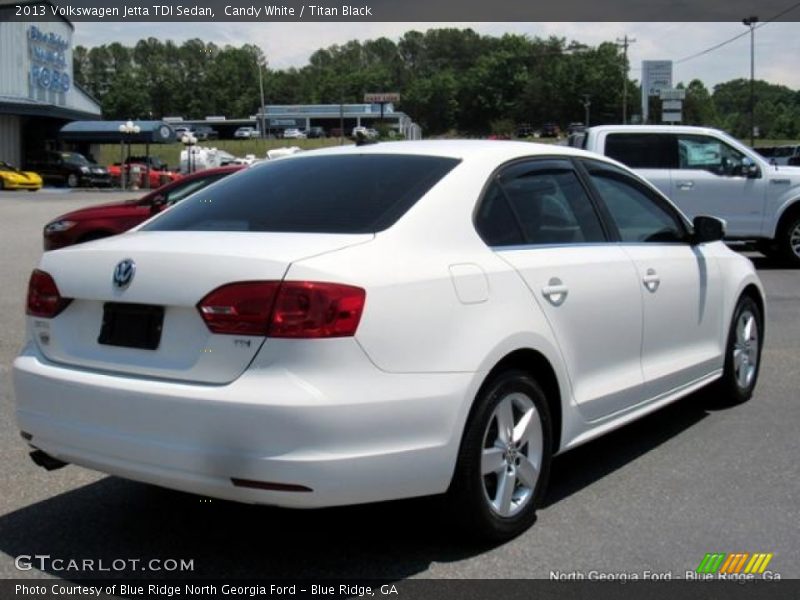 Candy White / Titan Black 2013 Volkswagen Jetta TDI Sedan