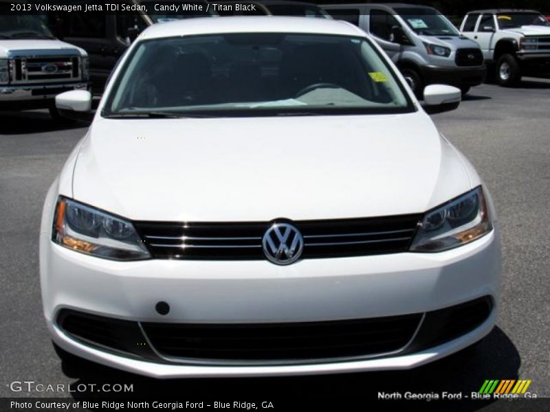 Candy White / Titan Black 2013 Volkswagen Jetta TDI Sedan