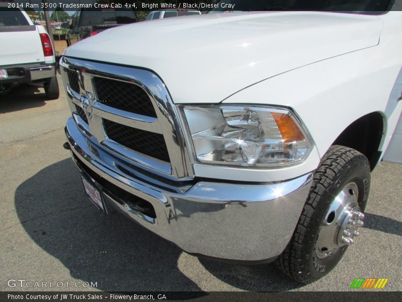 Bright White / Black/Diesel Gray 2014 Ram 3500 Tradesman Crew Cab 4x4