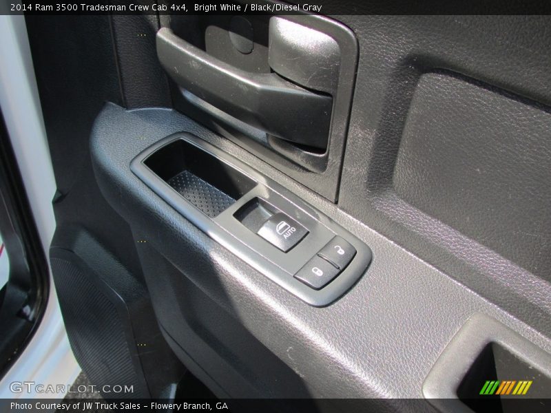Bright White / Black/Diesel Gray 2014 Ram 3500 Tradesman Crew Cab 4x4