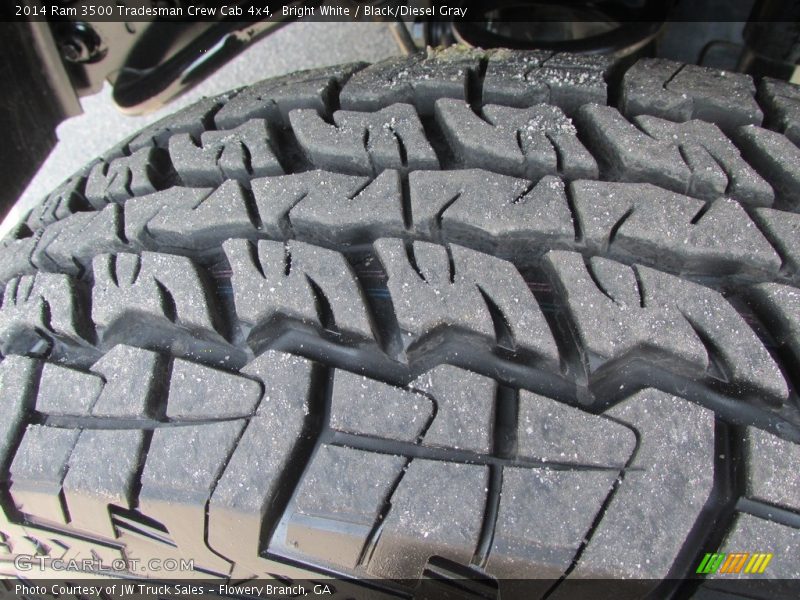 Bright White / Black/Diesel Gray 2014 Ram 3500 Tradesman Crew Cab 4x4