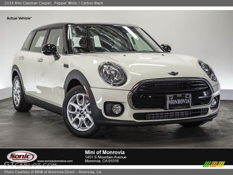Pepper White / Carbon Black 2016 Mini Clubman Cooper