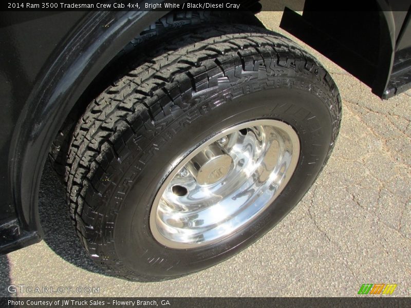 Bright White / Black/Diesel Gray 2014 Ram 3500 Tradesman Crew Cab 4x4
