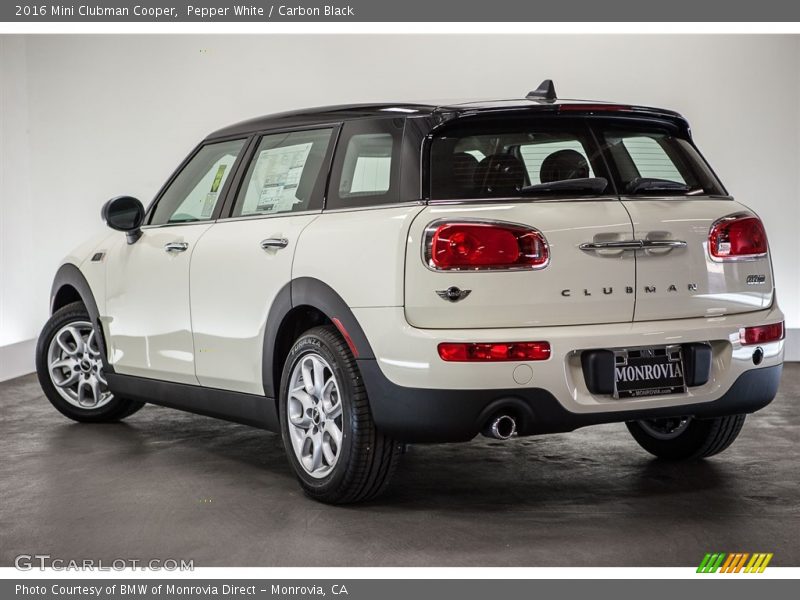 Pepper White / Carbon Black 2016 Mini Clubman Cooper