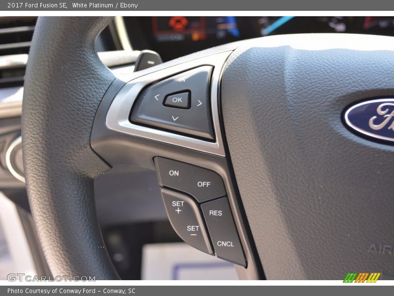 White Platinum / Ebony 2017 Ford Fusion SE