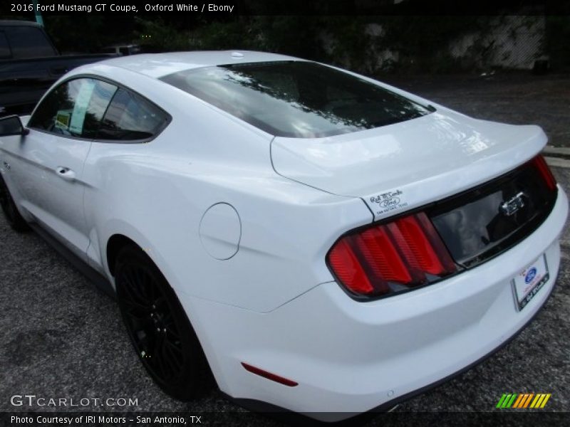 Oxford White / Ebony 2016 Ford Mustang GT Coupe