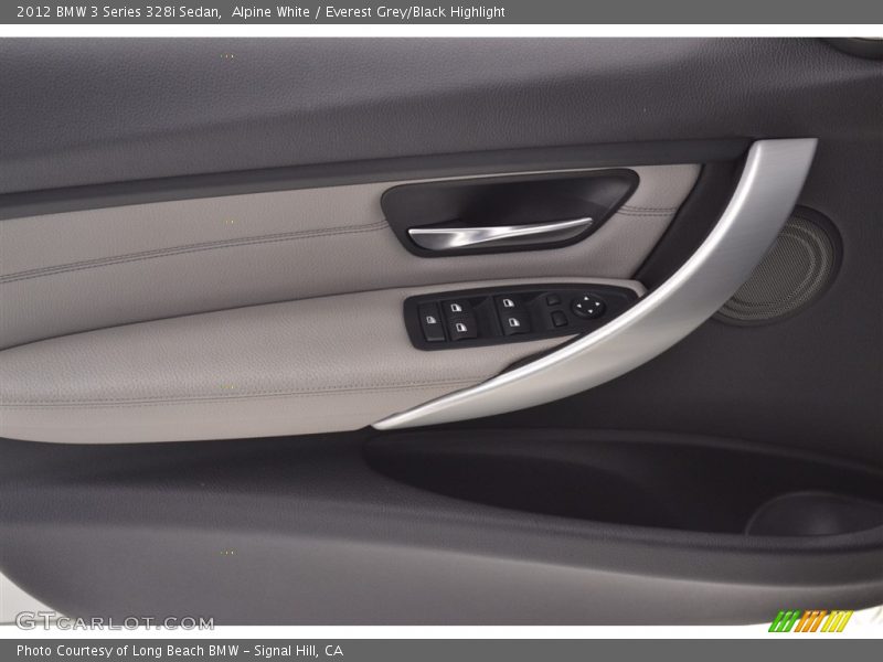 Alpine White / Everest Grey/Black Highlight 2012 BMW 3 Series 328i Sedan