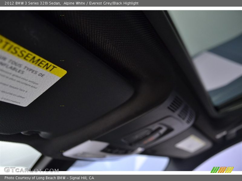 Alpine White / Everest Grey/Black Highlight 2012 BMW 3 Series 328i Sedan