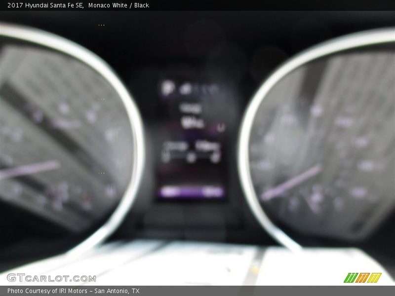 Monaco White / Black 2017 Hyundai Santa Fe SE