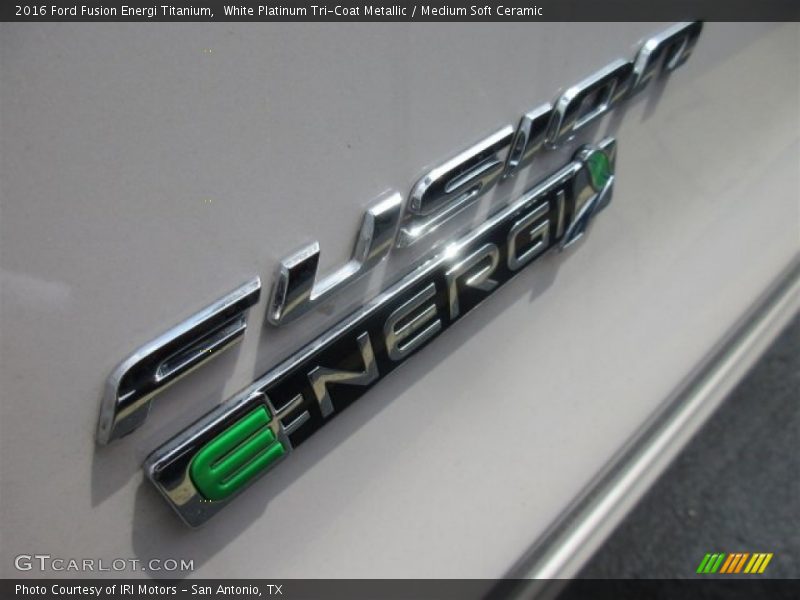 White Platinum Tri-Coat Metallic / Medium Soft Ceramic 2016 Ford Fusion Energi Titanium