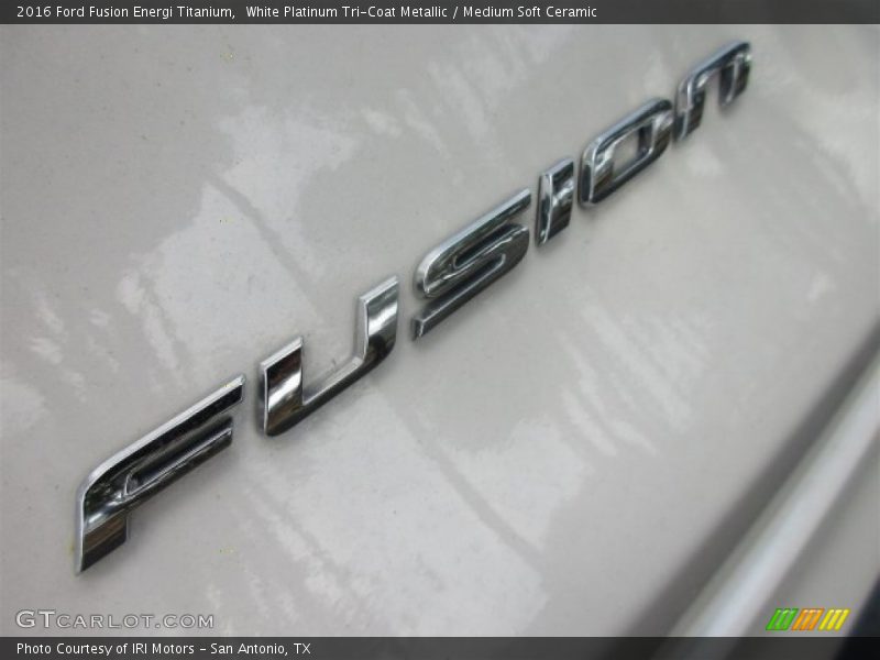 White Platinum Tri-Coat Metallic / Medium Soft Ceramic 2016 Ford Fusion Energi Titanium