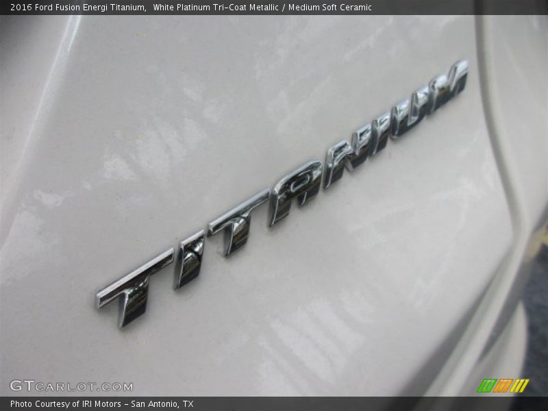 White Platinum Tri-Coat Metallic / Medium Soft Ceramic 2016 Ford Fusion Energi Titanium