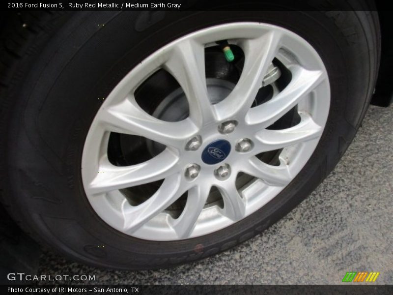 Ruby Red Metallic / Medium Earth Gray 2016 Ford Fusion S