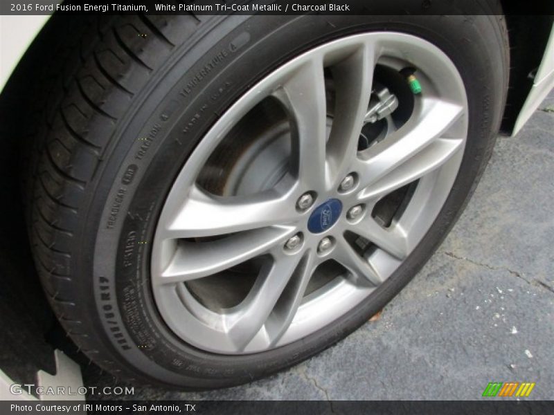 White Platinum Tri-Coat Metallic / Charcoal Black 2016 Ford Fusion Energi Titanium