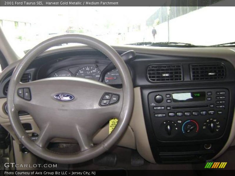 Harvest Gold Metallic / Medium Parchment 2001 Ford Taurus SES