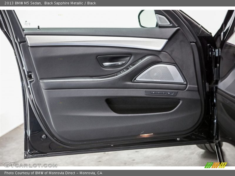 Black Sapphire Metallic / Black 2013 BMW M5 Sedan
